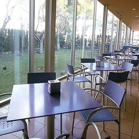 المنسى Hotel Los Rosales المظهر الخارجي الصورة