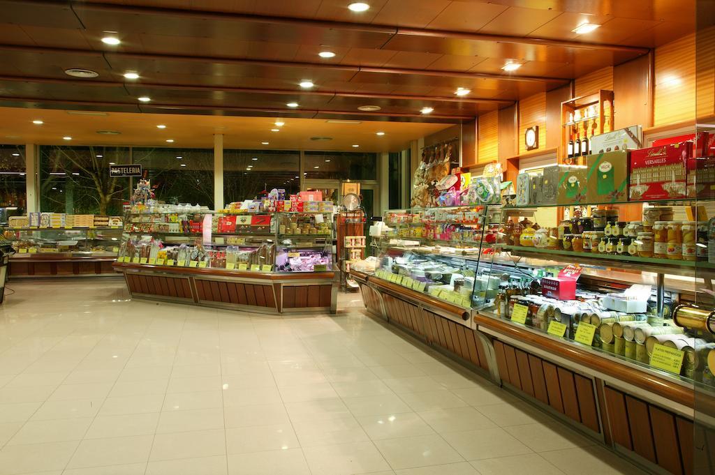 المنسى Hotel Los Rosales المظهر الخارجي الصورة