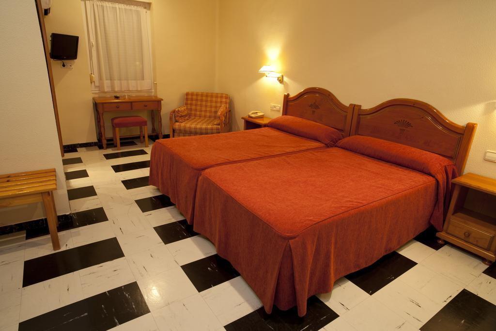 المنسى Hotel Los Rosales الغرفة الصورة